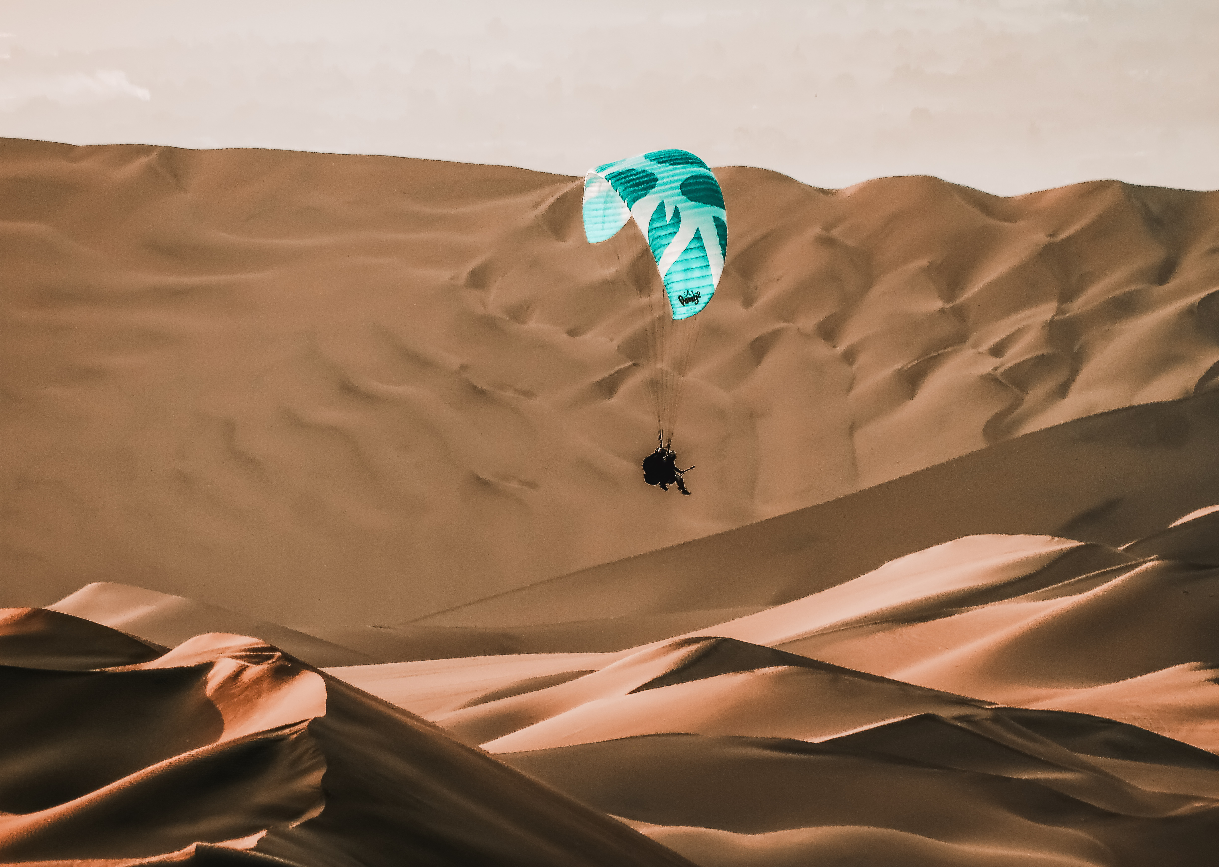 Experiencia de parapente en Huacachina